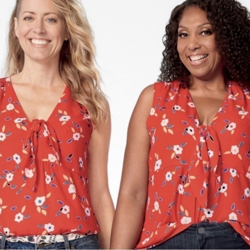 CAbi 5734 Tied-Up Sleeveless Red Floral Top